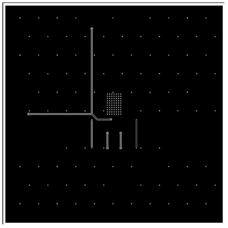  TPS7B82-Q1 (TO-252) 熱飽和型布局內(nèi)層 2