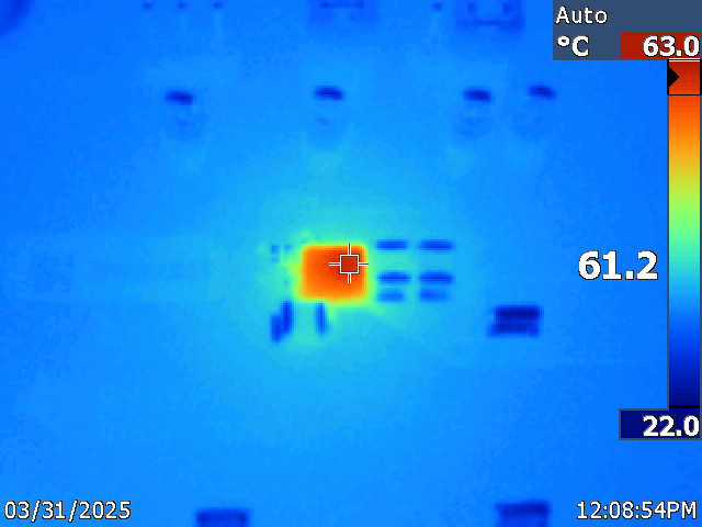 TPSM33606-Q1 TPSM33610-Q1 TPSM33620-Q1 熱捕獲，13.5VIN，3.3VOUT，2.2MHz，2A 負(fù)載電流