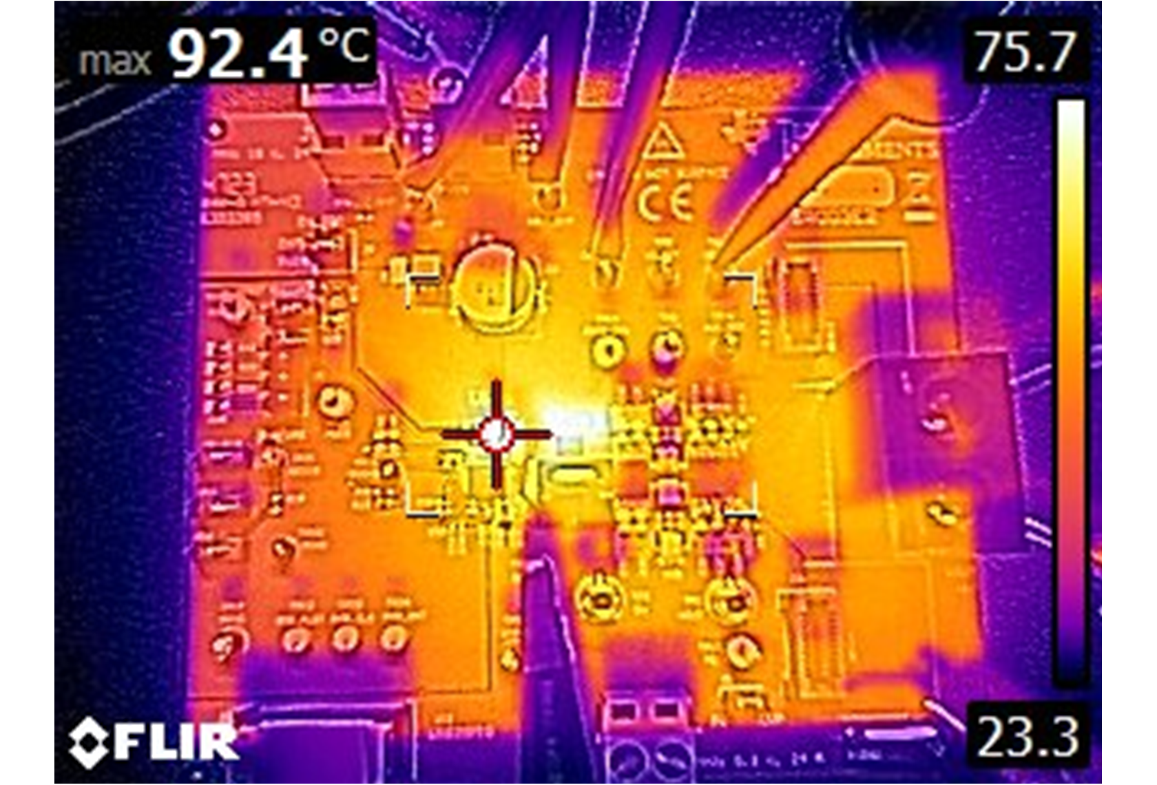 TPS544C27 熱特性，800kHz FCCM，內(nèi)部 LDO，35A 負(fù)載，無氣流，浸泡 10 分鐘